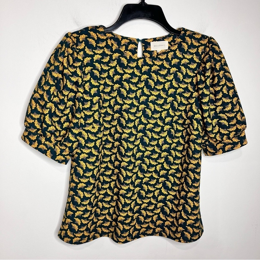 Mellóday puffed sleeve blouse‎ green, yellow size small